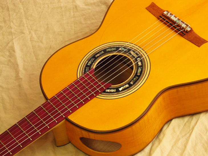 MB1948-12-spruce-purpleheartf-backcherryb-maple-yellow-4-A.jpg