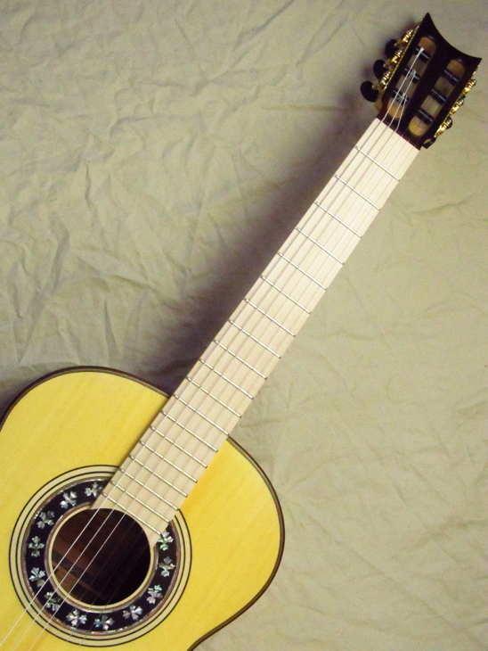 SH1927-spruce-whitebrdg-ovang-yellow-10-A